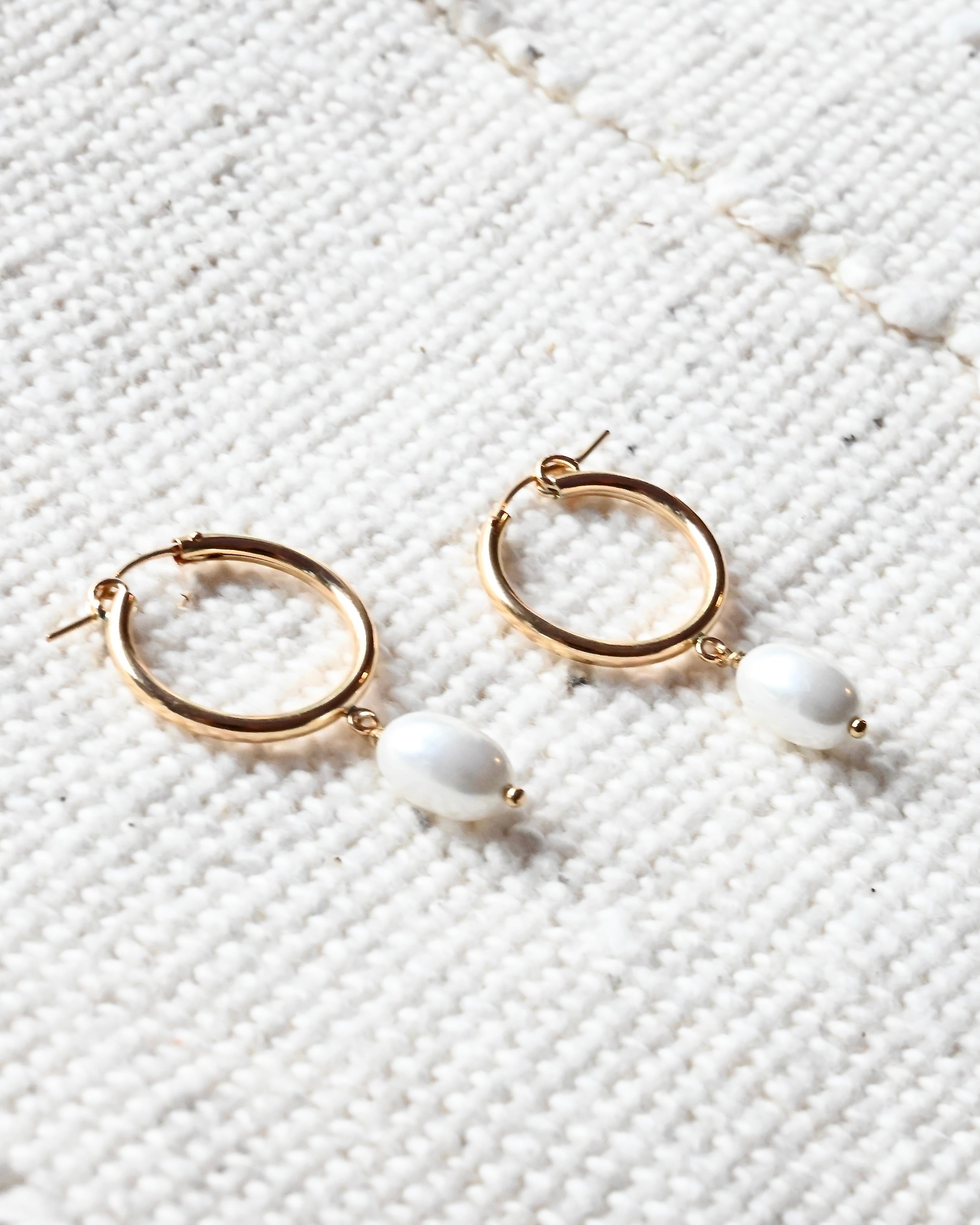 Mermaid Pearl Hoop Earrings - Sculptress